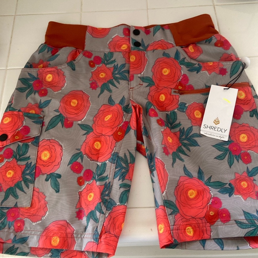 Shredly mountain bike shorts